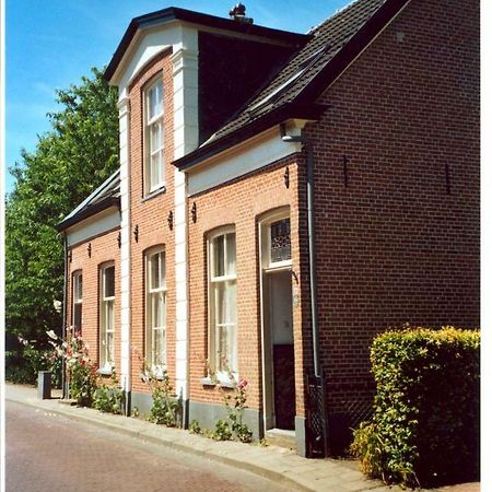 Villa Les-Fleurs. Dieren Exterior foto